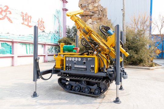 <b>What are the characteristics of pneumatic drilling rigs? What are the advantages?</b>