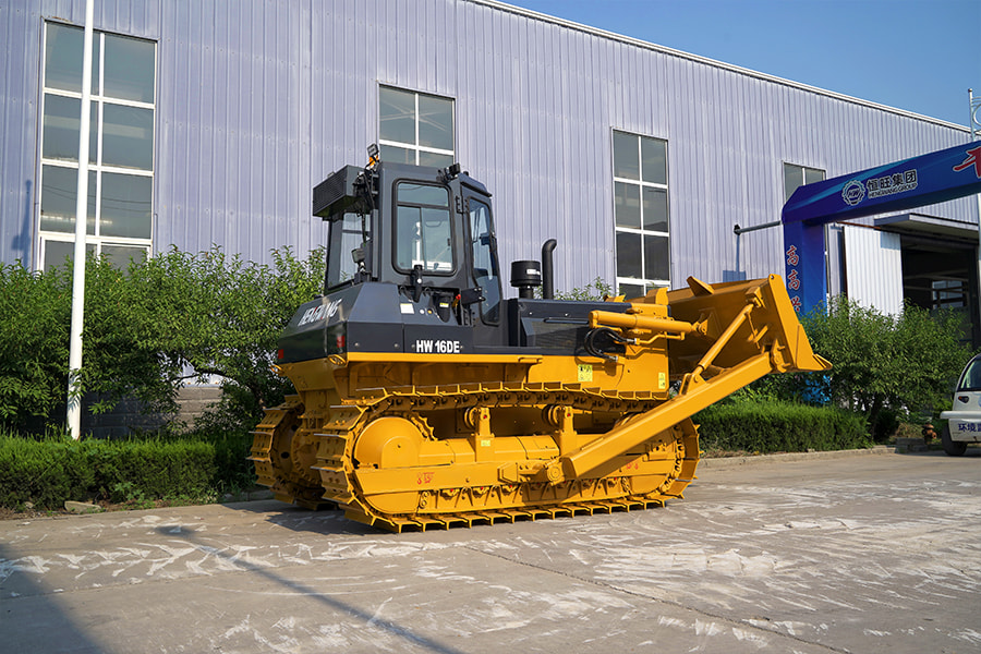 <b>The Versatile Work Environments of Bulldozers: From Construction to Forestry</b>