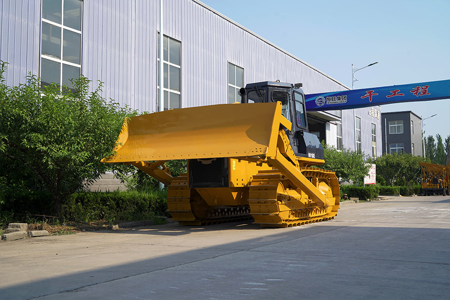 <b>Main Title: ＂How to Choose the Right Bulldozer for Your Needs? Expert Guide to Make it Easy!＂</b>