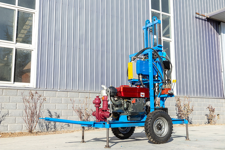 <b>Uncover the Unique Features of the Diesel-Powered 8HP Small Well Drilling Machine: Compact Powerhouse</b>